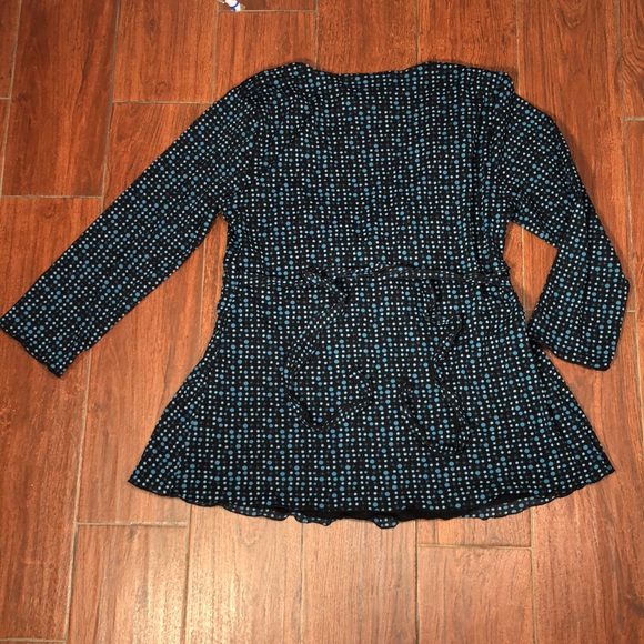 Oh Baby! by Motherhood Black/Blue Top. L - Picture 3 of 4